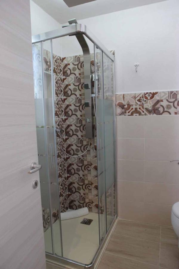 Afrodite Luxury Suite Veglie Exterior foto